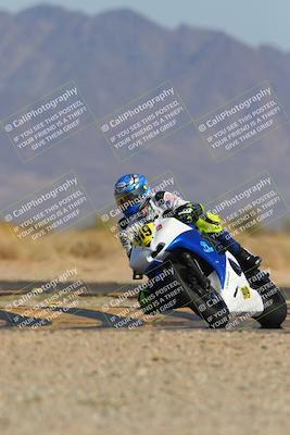 media/Mar-22-2025-CVMA (Sat) [[462c0ffedb]]/Race 13-Amateur Supersport Middleweight/